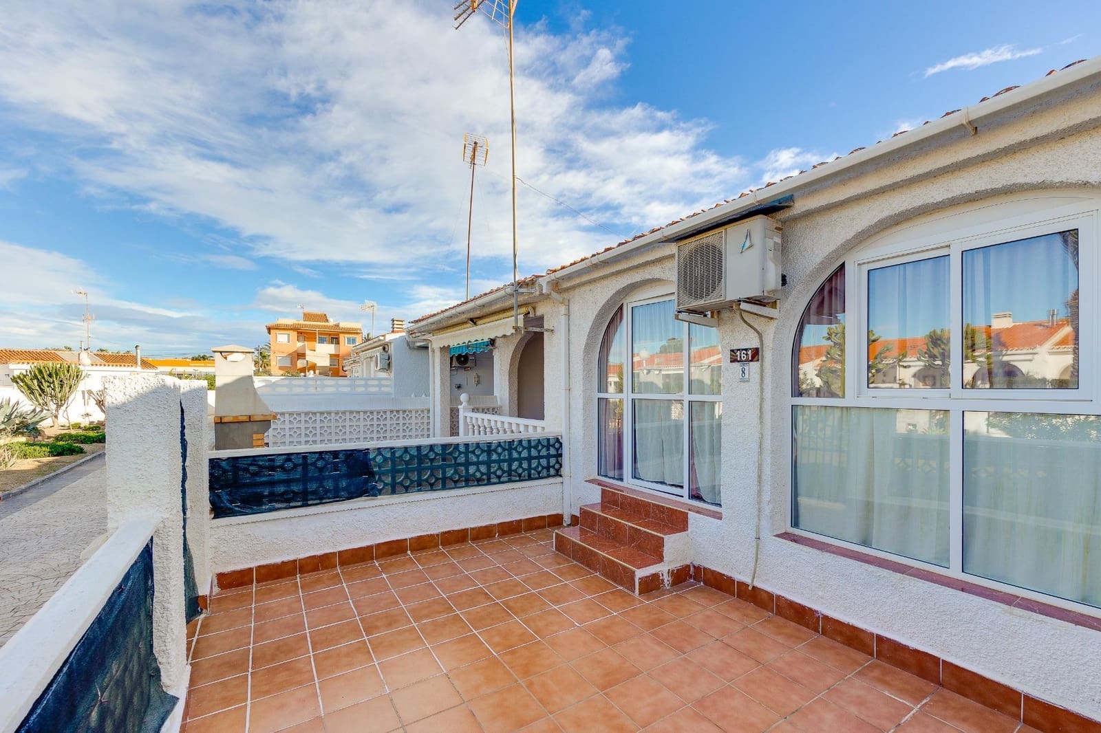 3 bedroom Villa for sale in Torrevieja - € 194,900 (Ref: 9656041)