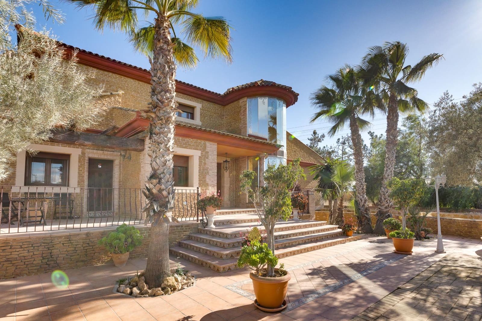 4 bedroom Villa for sale in Los Montesinos with pool - € 760,000 (Ref: 9659380)