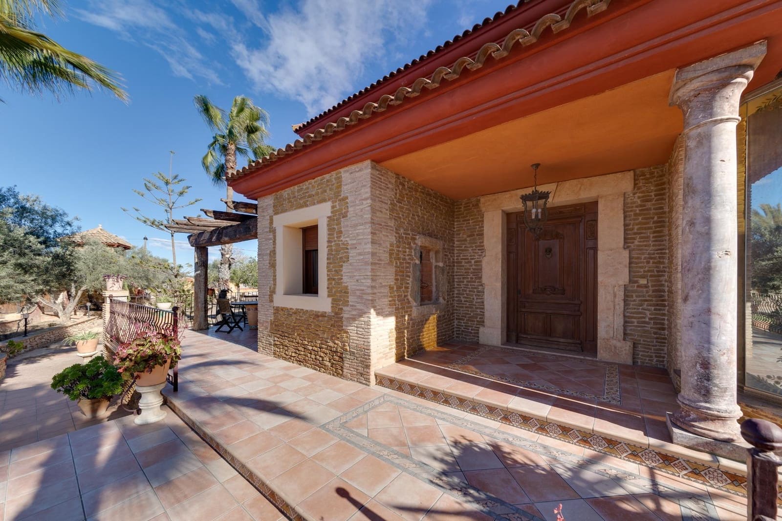 4 bedroom Villa for sale in Los Montesinos with pool - € 760,000 (Ref: 9659380)