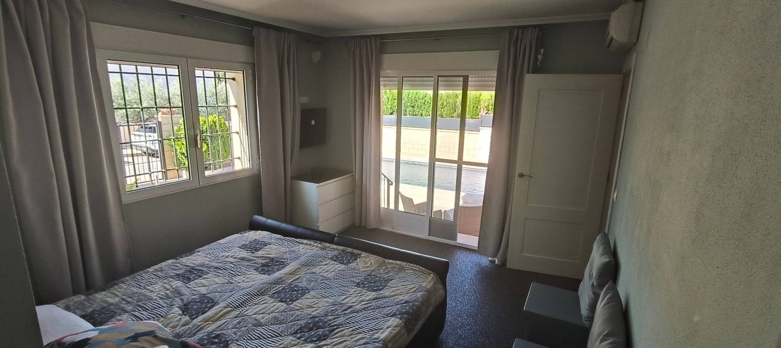 3 bedroom Villa for sale in La Romana with pool - € 299,000 (Ref: 9659381)