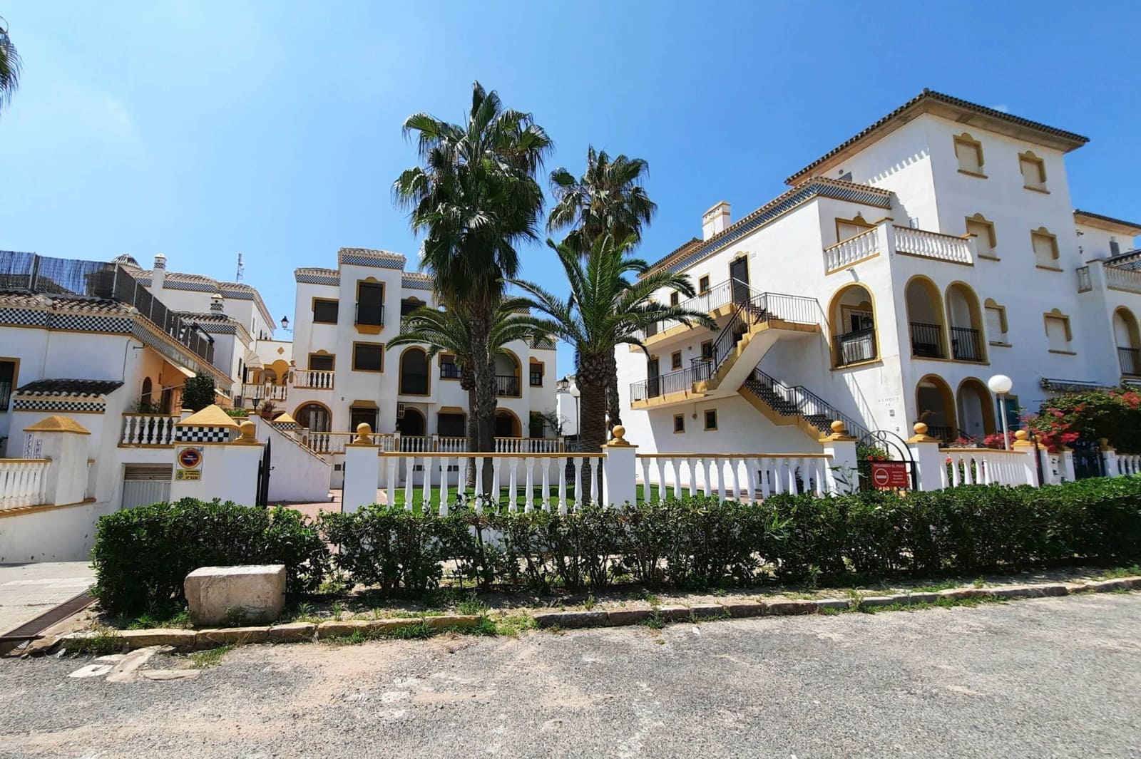 2 soveværelse Bungalow til salg i La Mata med swimmingpool - € 198.000 (Ref: 9682484)