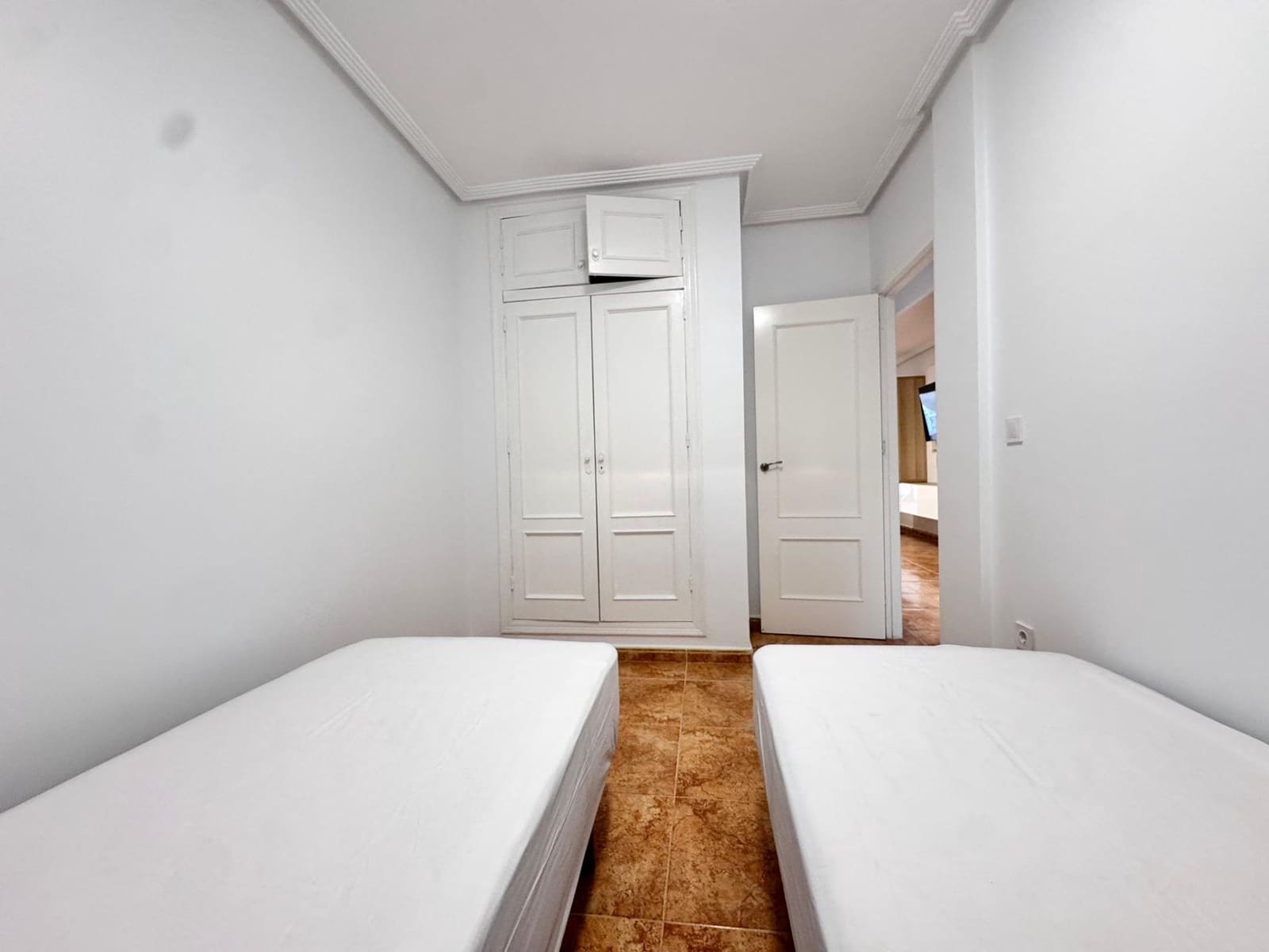 3 Zimmer Villa zu verkaufen in Torrevieja mit Pool - 189.900 € (Ref: 9683498)