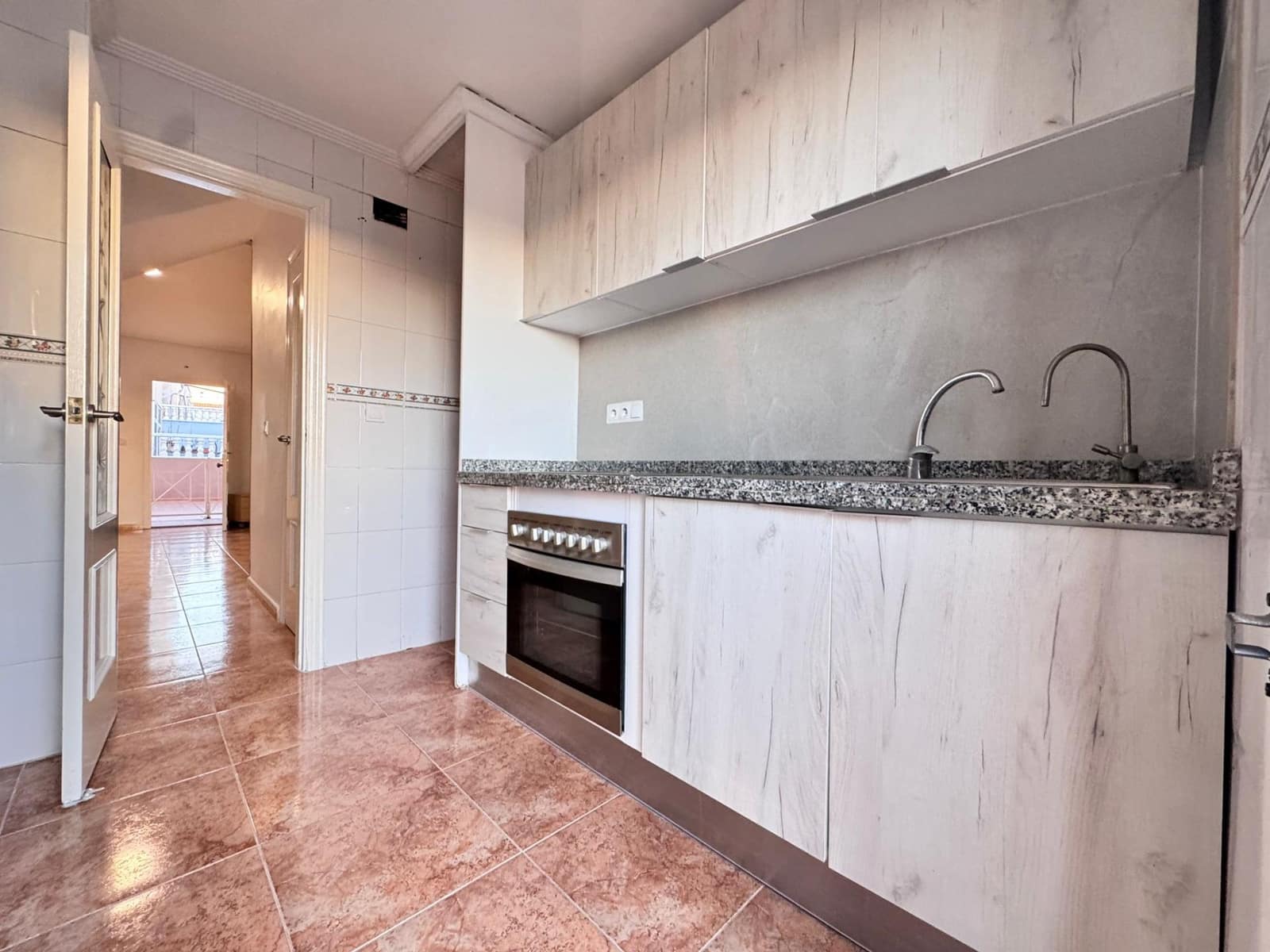 3 Zimmer Villa zu verkaufen in Torrevieja mit Pool - 189.900 € (Ref: 9683498)