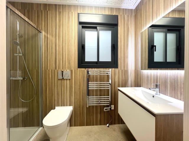 2 chambre Appartement à vendre à Centro, Torrevieja - 249 000 € (Ref: 9685215)