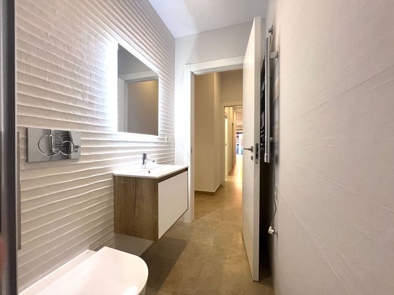 2 bedroom Apartment for sale in Torrevieja - € 249,000 (Ref: 9685215)