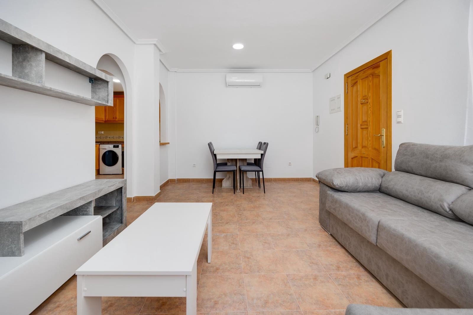 3 slaapkamer Villa te koop in Lo Crispin met zwembad - € 269.000 (Ref: 9773014)