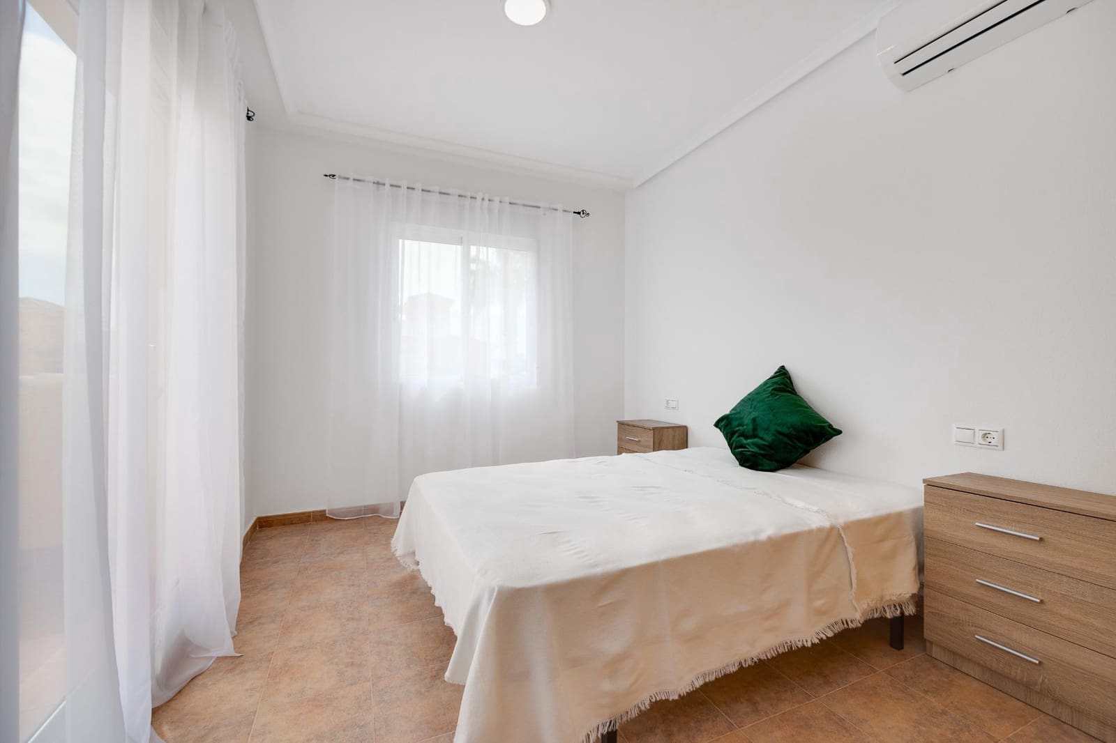 3 slaapkamer Villa te koop in Lo Crispin met zwembad - € 269.000 (Ref: 9773014)