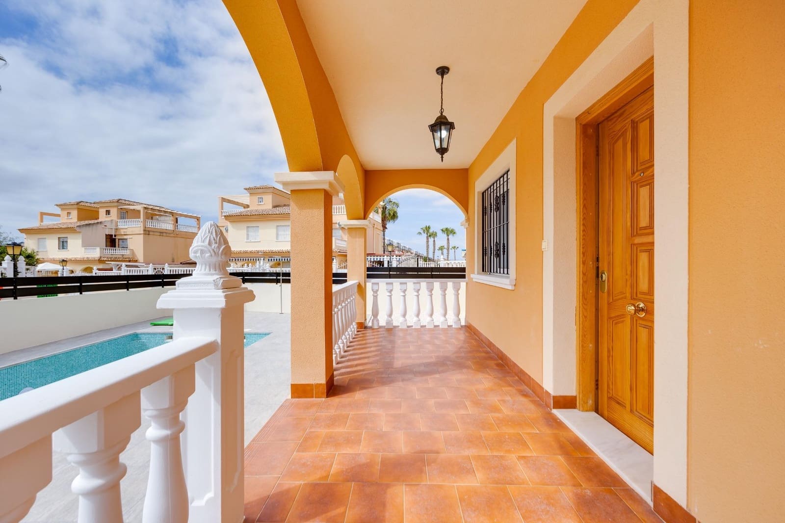 3 slaapkamer Villa te koop in Lo Crispin met zwembad - € 269.000 (Ref: 9773014)