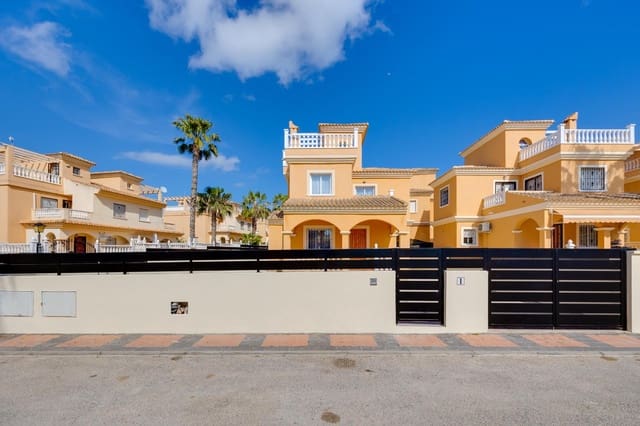 3 slaapkamer Villa te koop in Lo Crispin, Algorfa met zwembad - € 269.000 (Ref: 9773014)