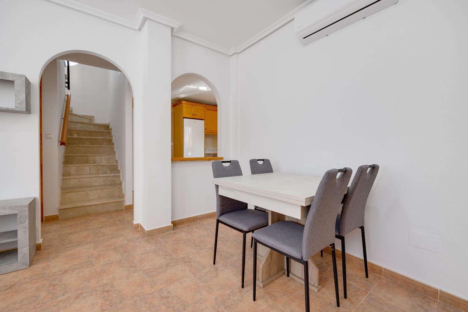 3 slaapkamer Villa te koop in Lo Crispin met zwembad - € 269.000 (Ref: 9773014)