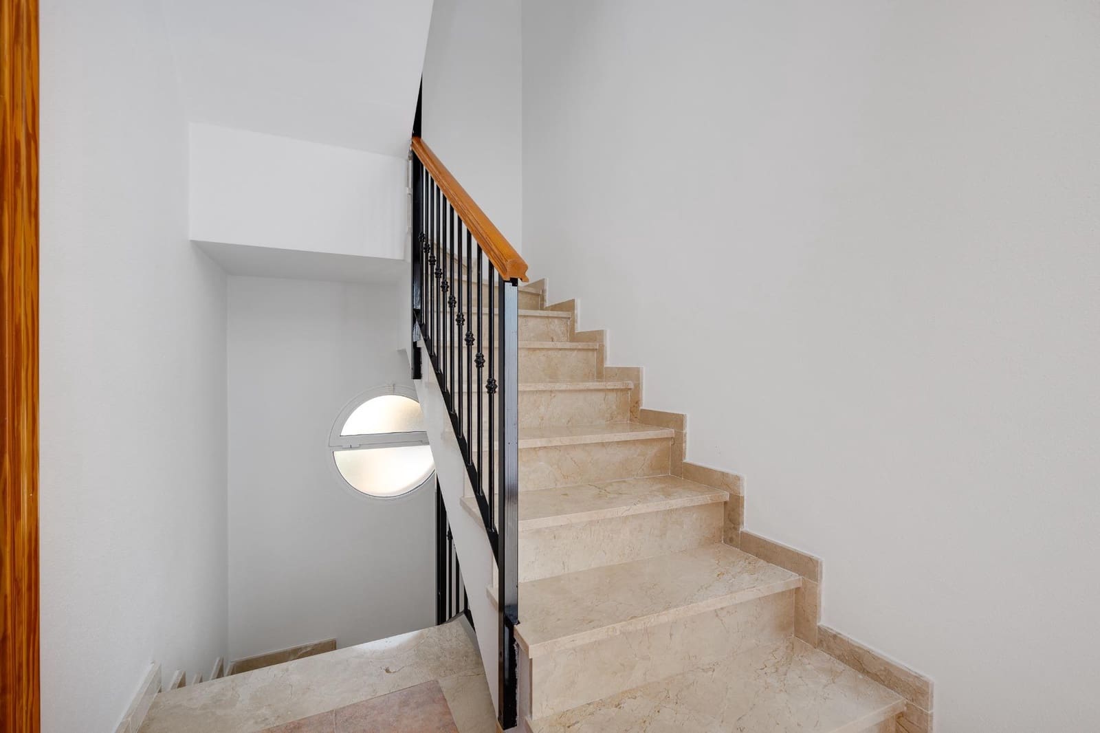 3 slaapkamer Villa te koop in Lo Crispin met zwembad - € 269.000 (Ref: 9773014)