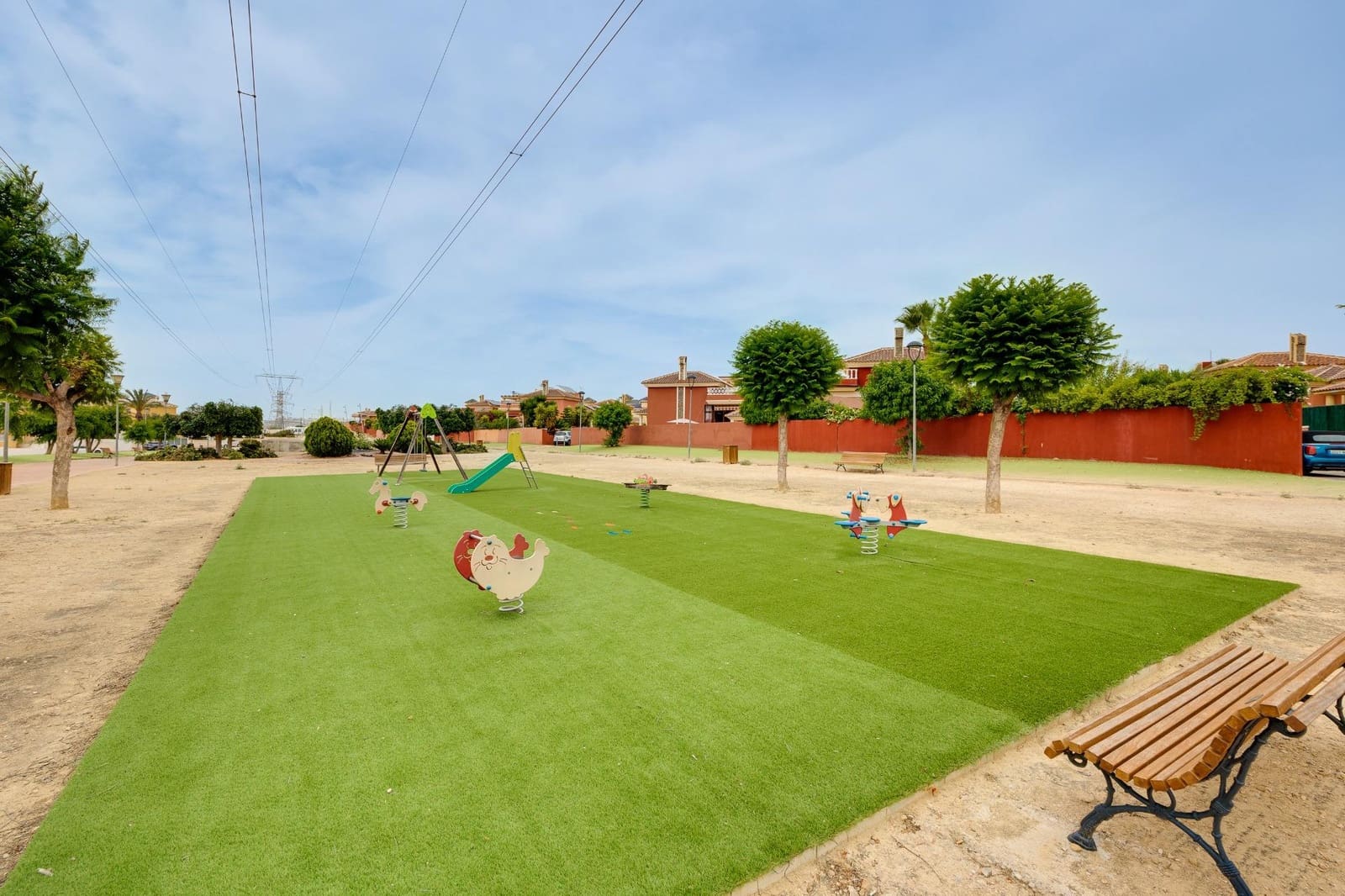 3 slaapkamer Villa te koop in Lo Crispin met zwembad - € 269.000 (Ref: 9773014)