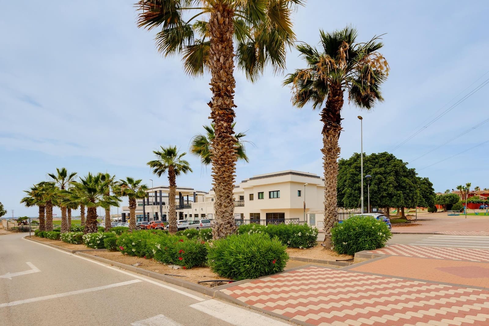 3 slaapkamer Villa te koop in Lo Crispin met zwembad - € 269.000 (Ref: 9773014)