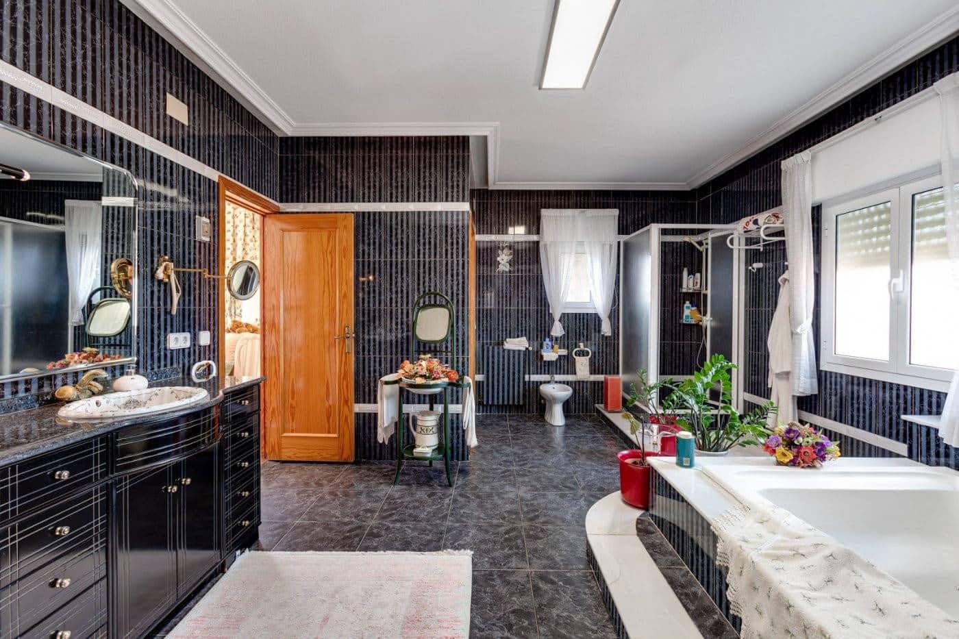 5 quarto Moradia para venda em San Luis com piscina - 850 000 € (Ref: 9773016)