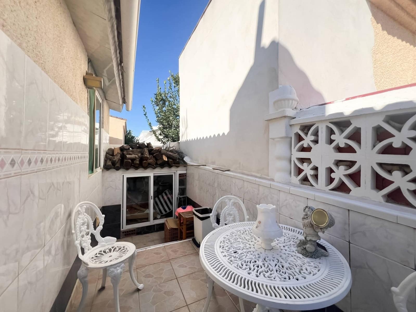 3 bedroom Bungalow for sale in Torrevieja - € 199,000 (Ref: 9839218)