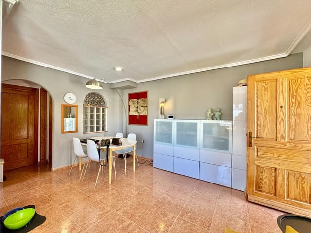3 soveværelse Byhus til salg i Los Altos med swimmingpool - € 240.000 (Ref: 9868555)