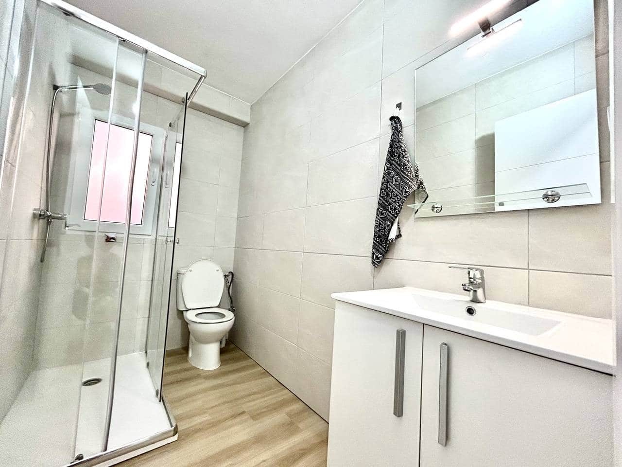 3 soverom Leilighet til salgs i Torrevieja - € 130 000 (Ref: 9873461)