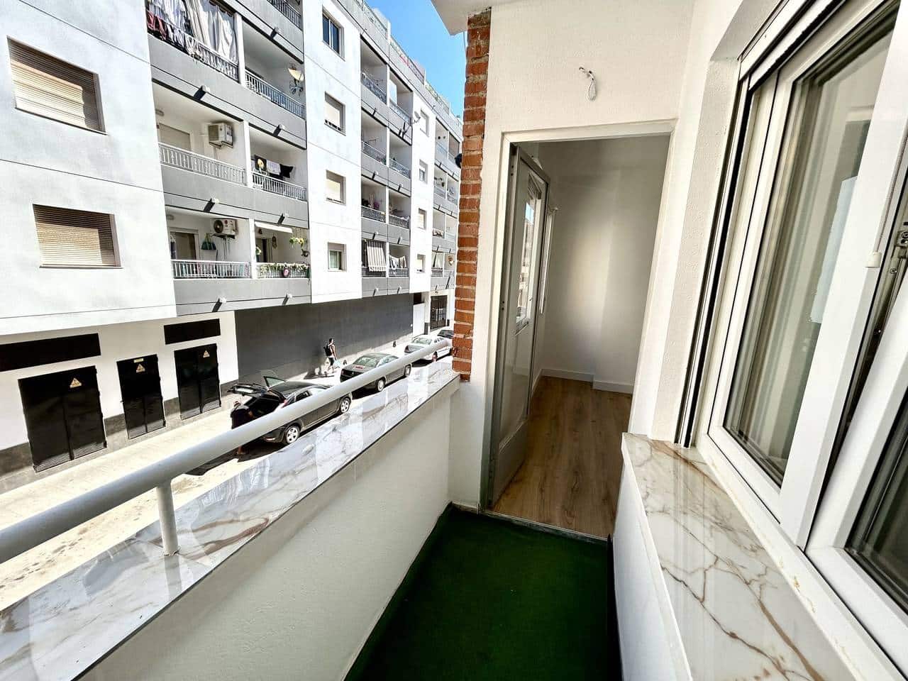 3 soverom Leilighet til salgs i Torrevieja - € 130 000 (Ref: 9873461)