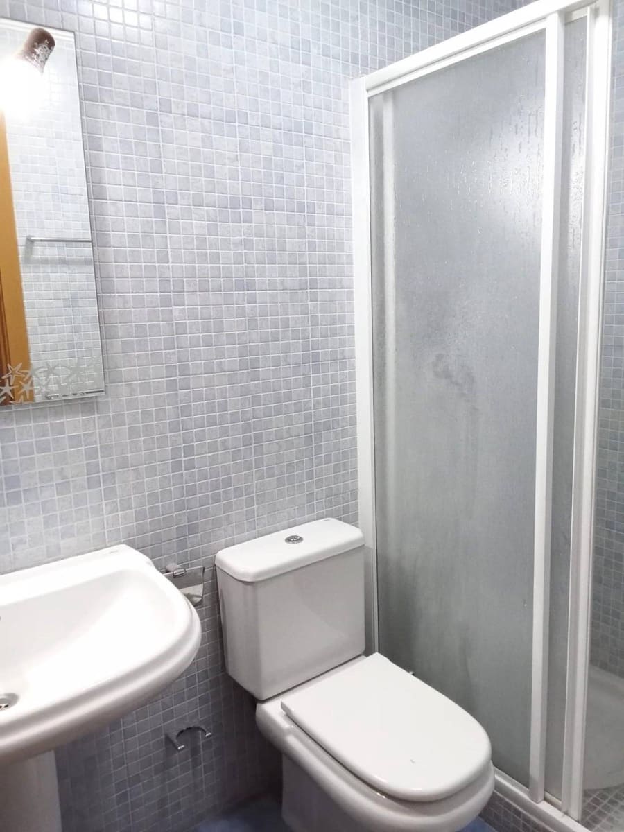 3 soverom Penthouse til salgs i La Veleta med svømmebasseng - € 295 000 (Ref: 9873463)