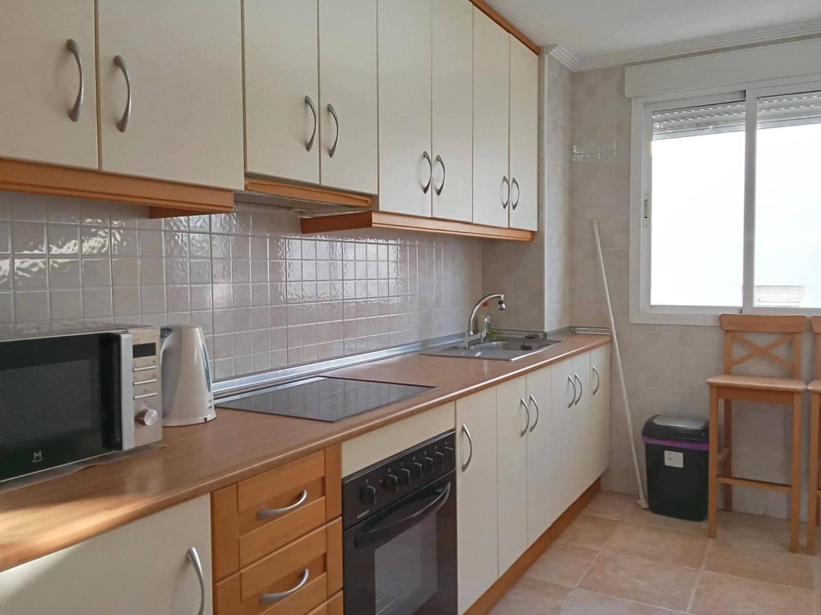 3 soverom Penthouse til salgs i La Veleta med svømmebasseng - € 295 000 (Ref: 9873463)