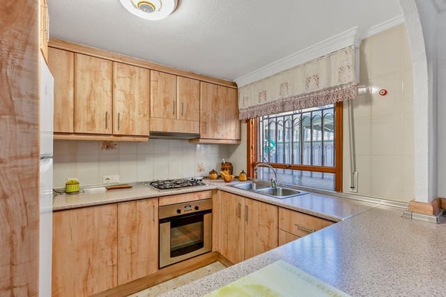 3 quarto Bungalow para venda em Los Europeos, Torrevieja - 201 500 € (Ref: 9888101)