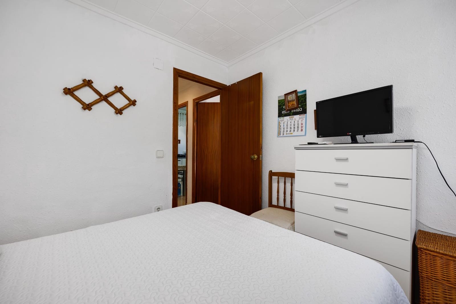 Bungalow de 2 habitaciones en Torrevieja en venta - 139.900 € (Ref: 9893829)