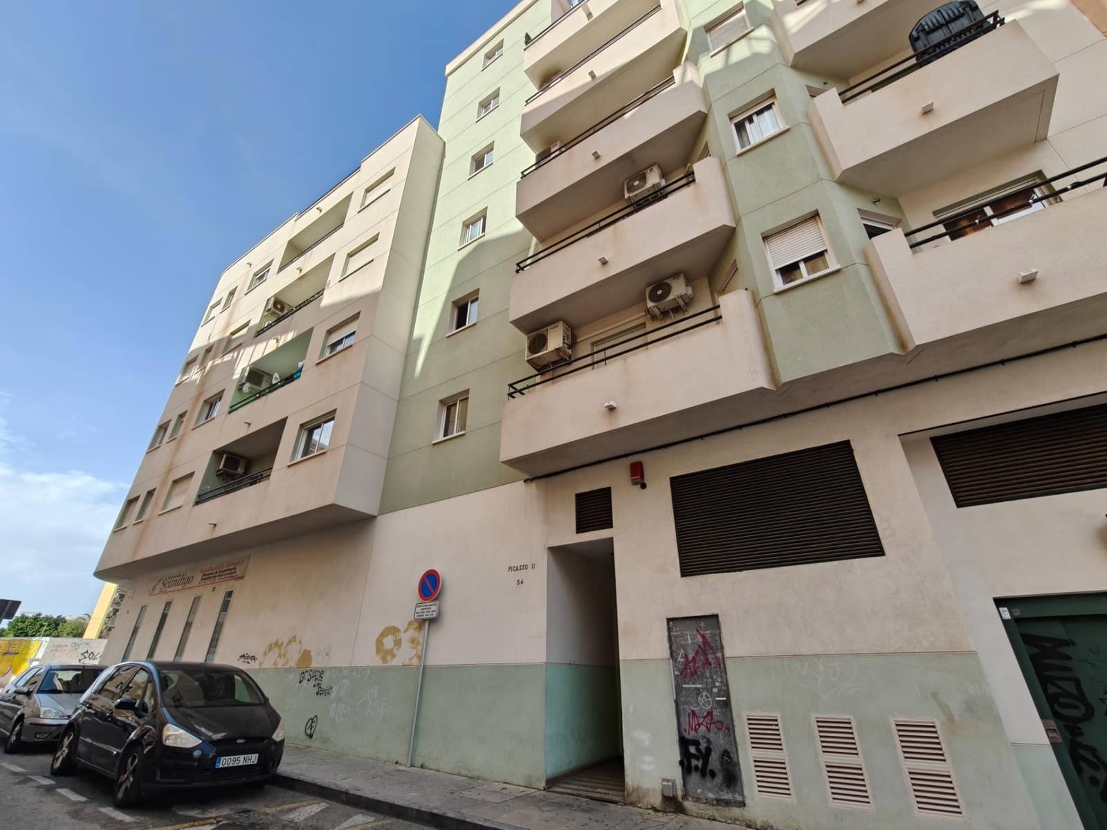 2 soveværelse Lejlighed til salg i Torrevieja med garage - € 165.000 (Ref: 9899145)