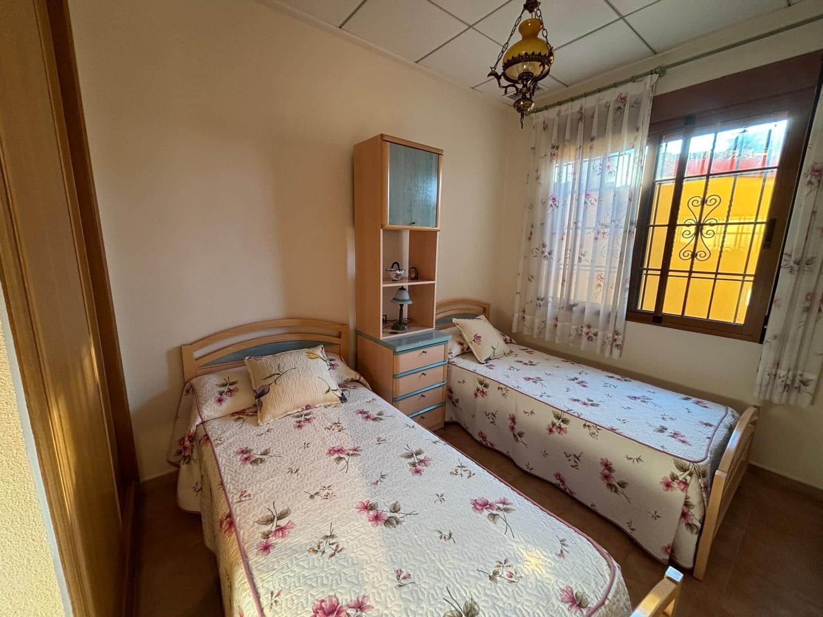 3 Zimmer Villa zu verkaufen in Orihuela Costa mit Garage - 545.000 € (Ref: 9899148)