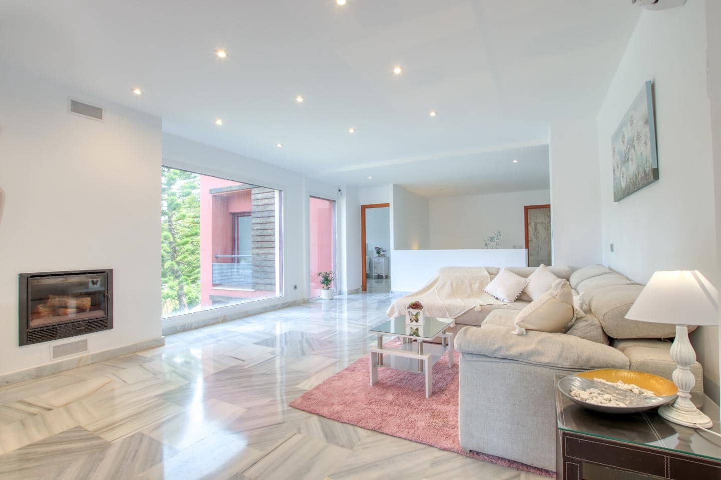 4 makuuhuone Huvila myytävänä paikassa Benahavis mukana uima-altaan 
autotalli - 679 000 € (Ref: 9652491)