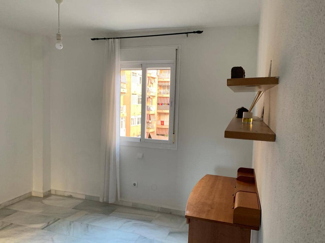 3 makuuhuone Asunto myytävänä paikassa Estepona mukana 
autotalli - 320 000 € (Ref: 9652495)