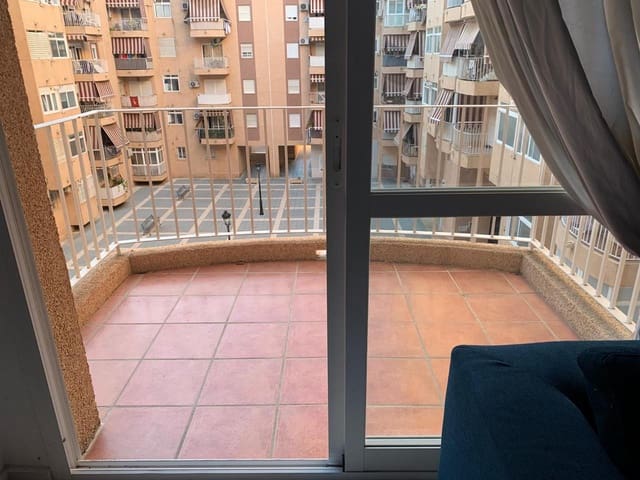 3 makuuhuone Asunto myytävänä paikassa Parque Central, Estepona mukana 
autotalli - 320 000 € (Ref: 9652495)