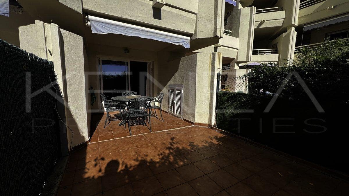 1 bedroom Flat for sale in Marbella with garage - € 420,000 (Ref: 9669723)