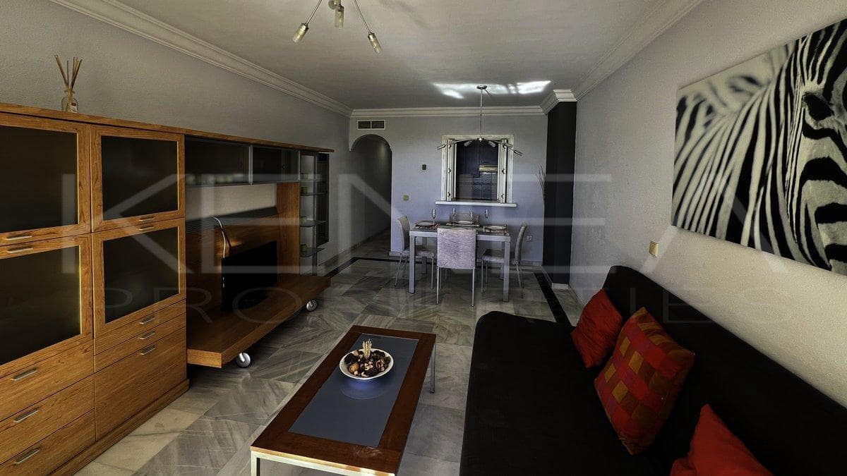 1 bedroom Flat for sale in Marbella with garage - € 420,000 (Ref: 9669723)