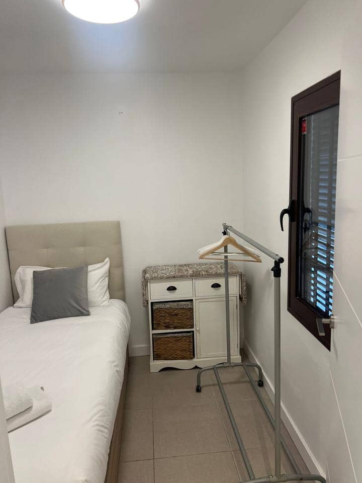 2 bedroom Flat for sale in Marbella - € 320,000 (Ref: 9669724)