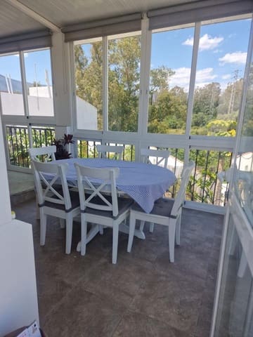 3 sypialnia Willa na sprzedaż w Las Lomas, Estepona z basenem garażem - 360 000 € (Ref: 9714086)