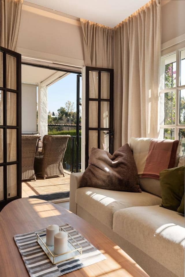 3 sypialnia Mieszkanie na sprzedaż w Marbella z basenem garażem - 535 000 € (Ref: 9714182)