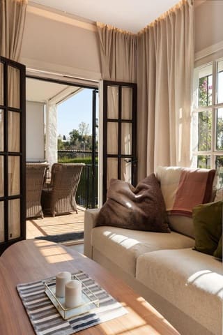 3 soveværelse Lejlighed til salg i Los Naranjos, Marbella med swimmingpool garage - € 535.000 (Ref: 9714182)