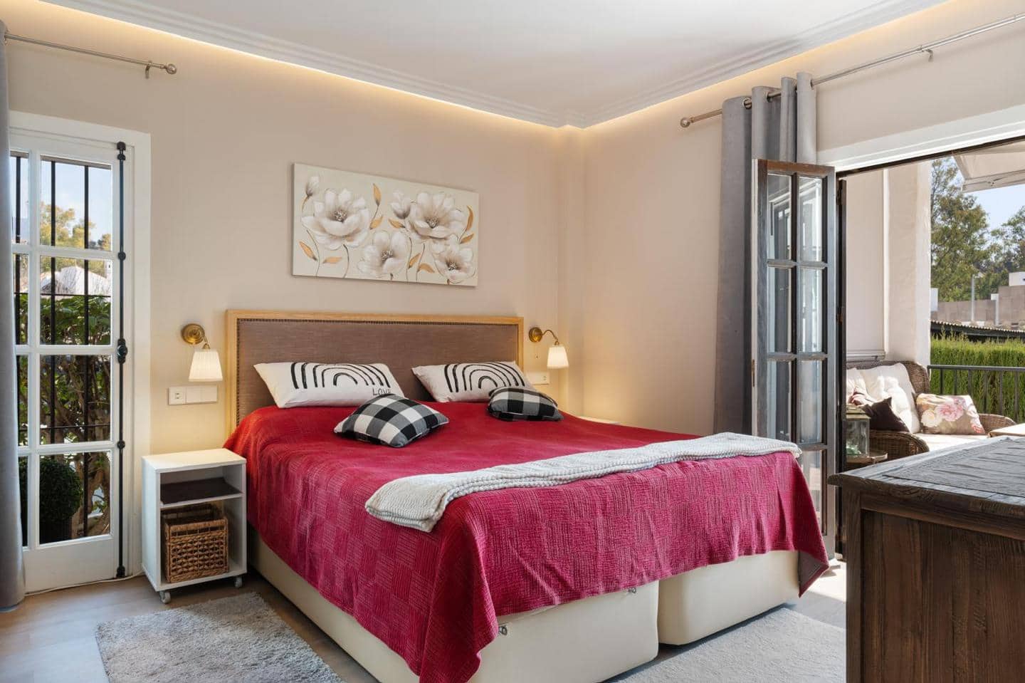 3 sypialnia Mieszkanie na sprzedaż w Marbella z basenem garażem - 535 000 € (Ref: 9714182)