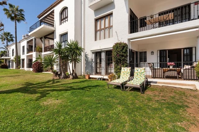 3 soveværelse Lejlighed til salg i Los Naranjos, Marbella med swimmingpool garage - € 535.000 (Ref: 9714182)