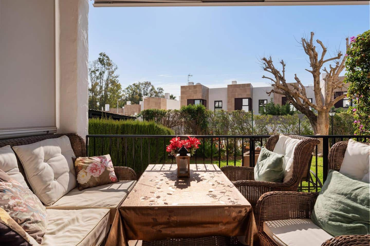 3 sypialnia Mieszkanie na sprzedaż w Marbella z basenem garażem - 535 000 € (Ref: 9714182)