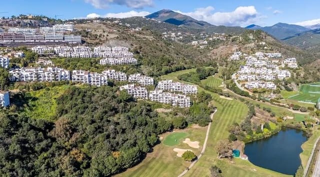 2 quarto Apartamento para venda em La Quinta, Benahavís com piscina garagem - 450 000 € (Ref: 9714183)