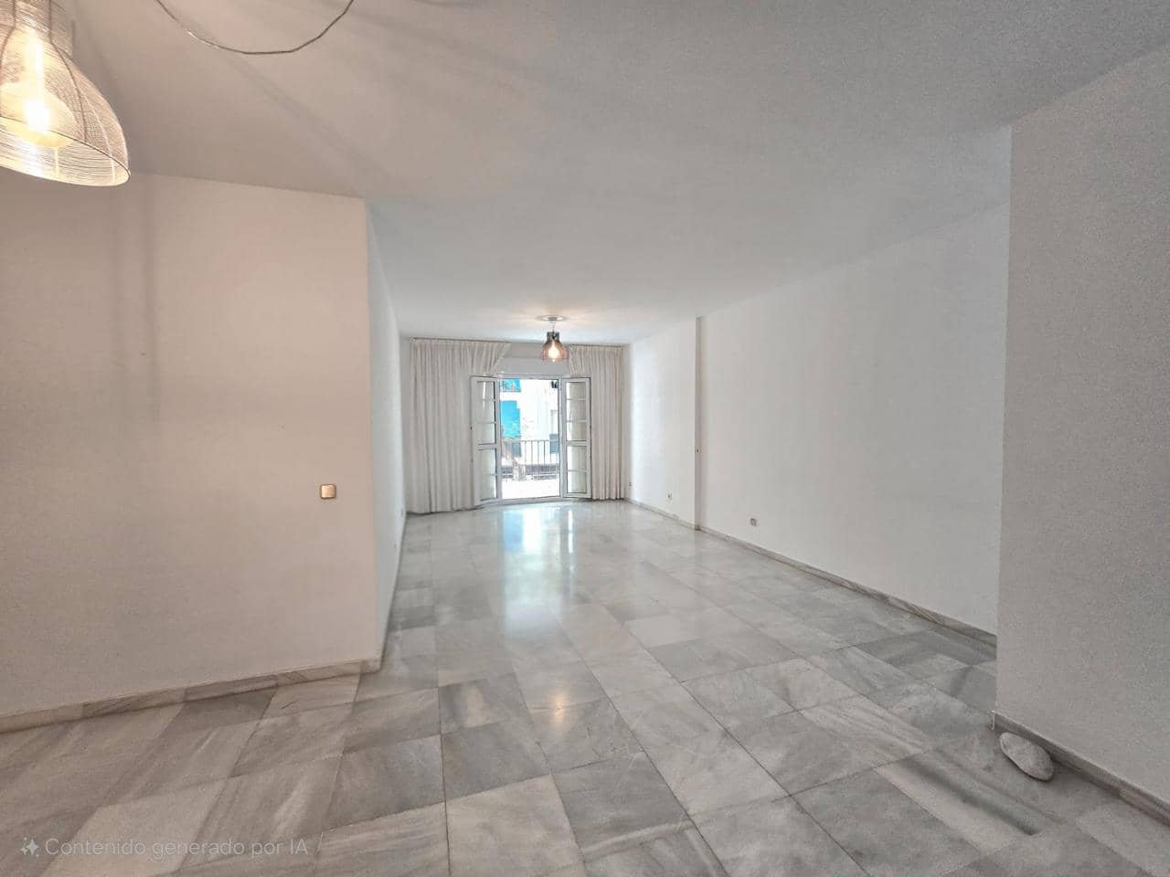 3 bedroom Flat for rent in Marbella with garage - € 2,900 (Ref: 9716750)