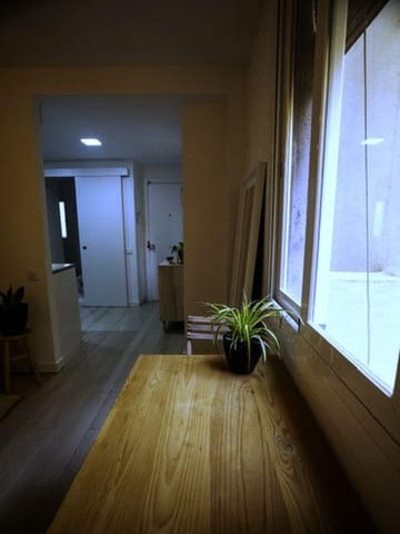 1 slaapkamer Flat te koop in El Raval, Barcelona stad - € 250.000 (Ref: 9716751)