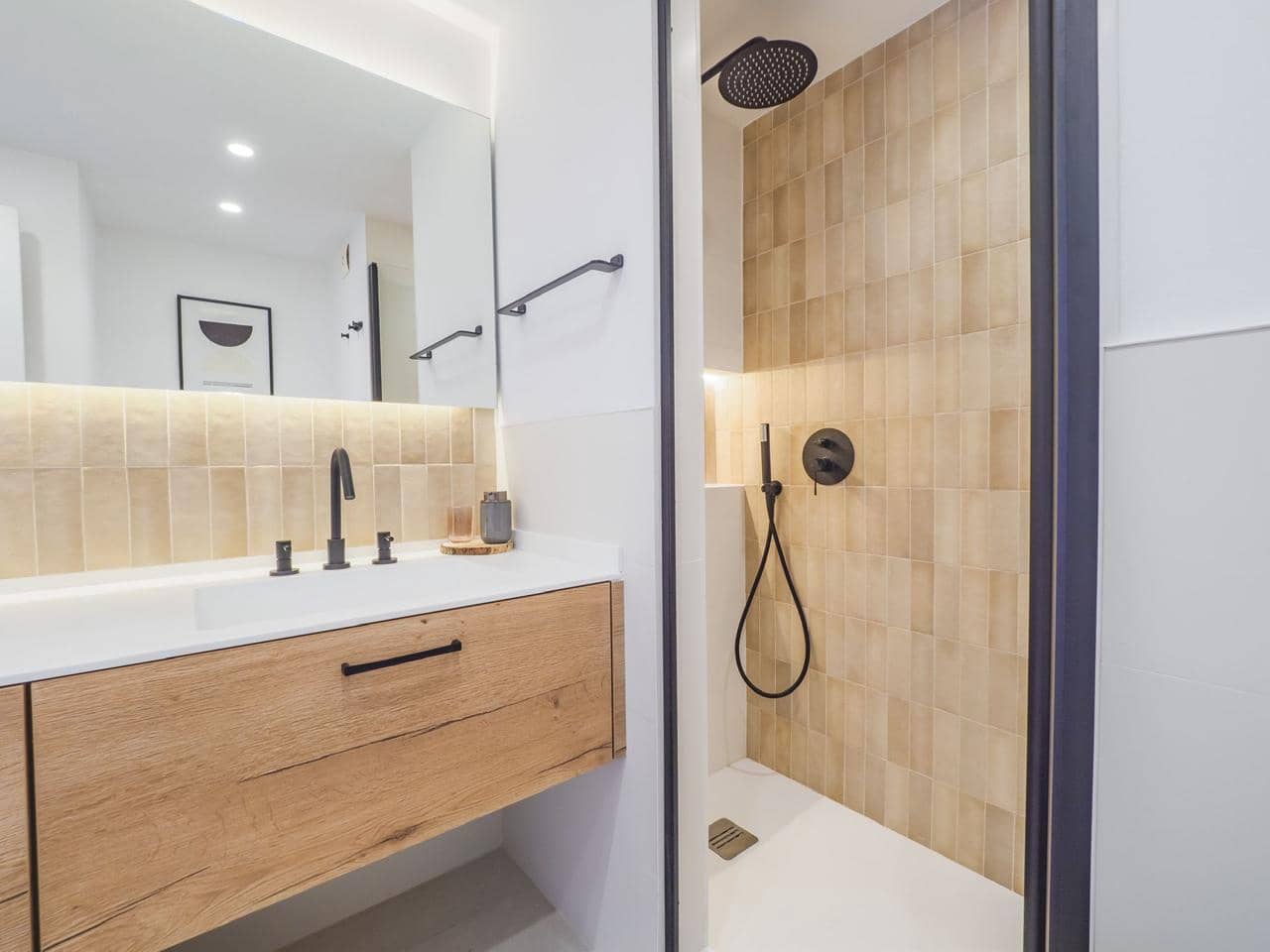 Lägenhet till salu i Marbella - 395 000 € (Ref: 9725126)