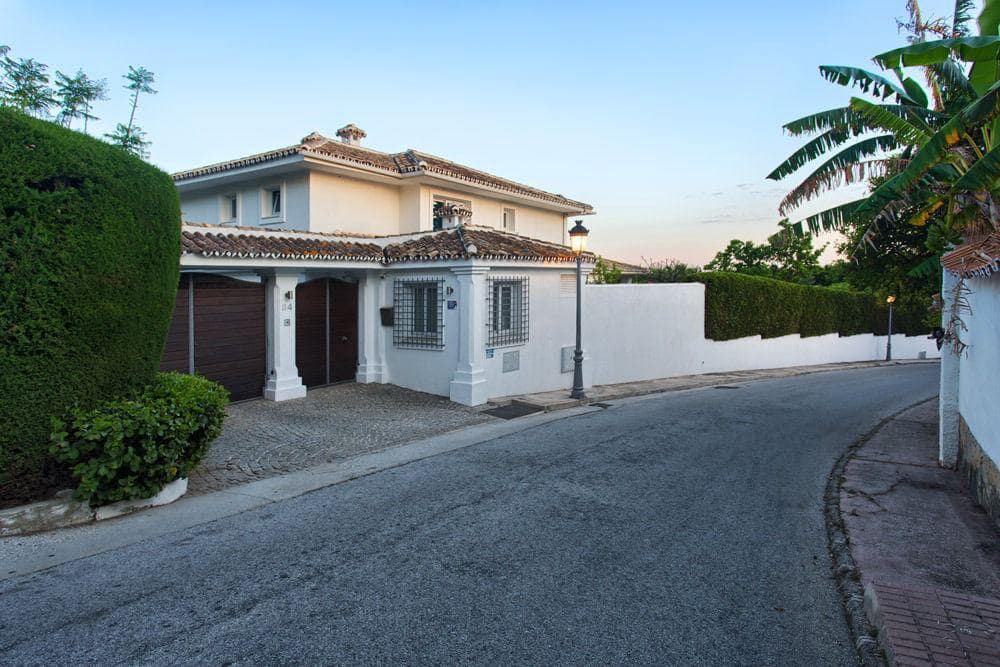 7 soveværelse Villa til leje i Marbella med swimmingpool garage - € 20.000 (Ref: 9752490)