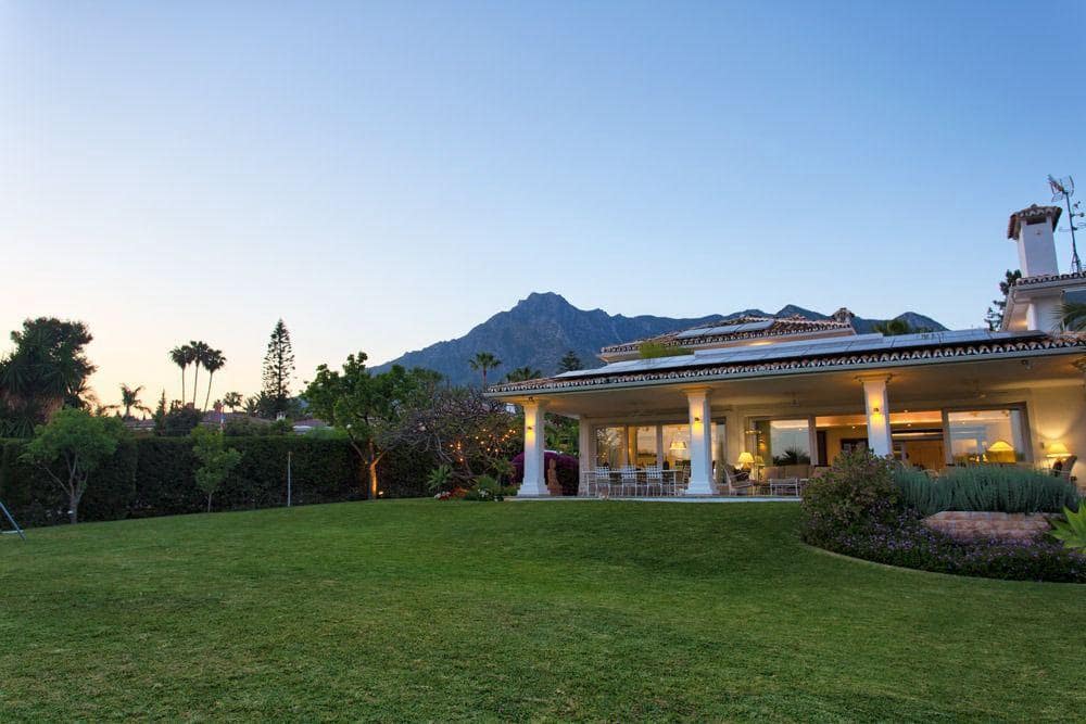 7 soveværelse Villa til leje i Marbella med swimmingpool garage - € 20.000 (Ref: 9752490)