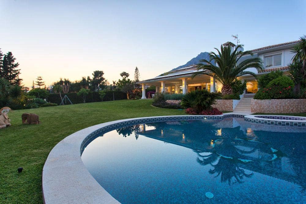 7 soveværelse Villa til leje i Marbella med swimmingpool garage - € 20.000 (Ref: 9752490)