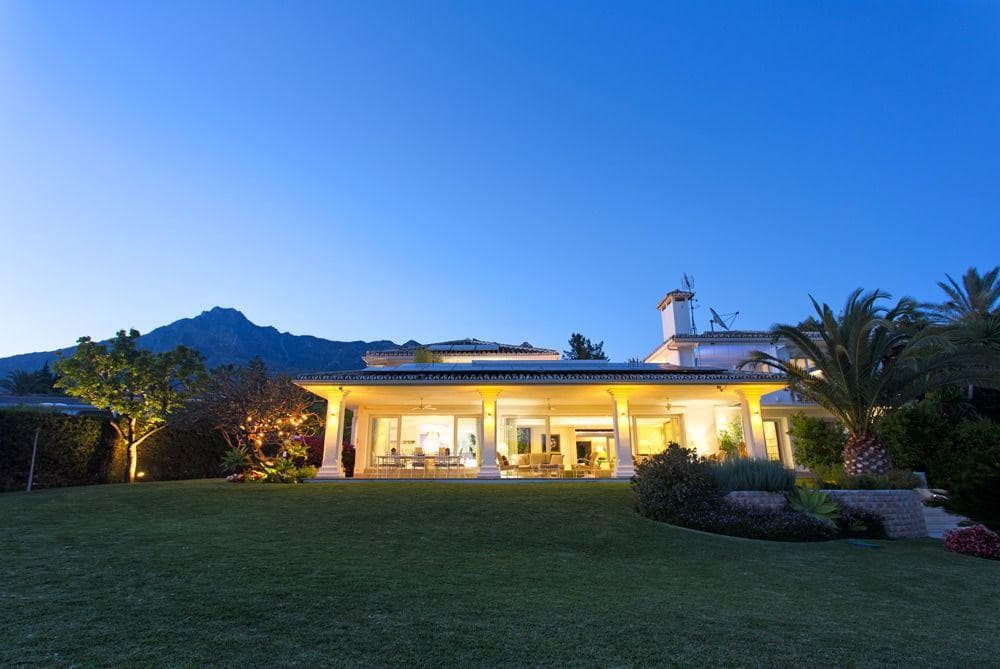 7 soveværelse Villa til leje i Marbella med swimmingpool garage - € 20.000 (Ref: 9752490)