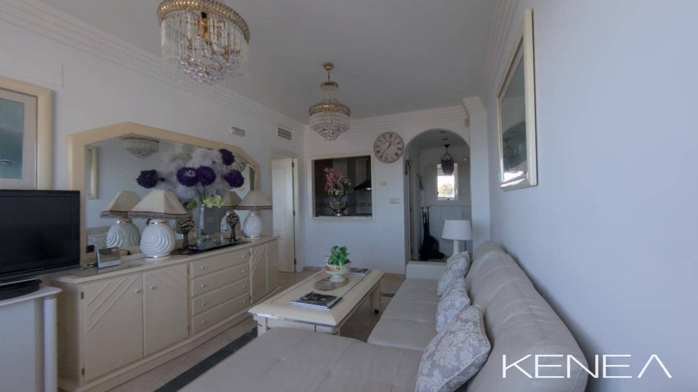 1 makuuhuone Asunto myytävänä paikassa Marbella mukana uima-altaan 
autotalli - 390 000 € (Ref: 9805429)