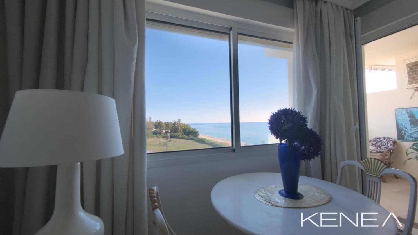 1 makuuhuone Asunto myytävänä paikassa Marbella mukana uima-altaan 
autotalli - 390 000 € (Ref: 9805429)